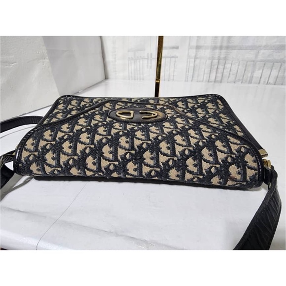 Authentic CHRISTIAN DIOR Vintage Trotter Jacquard Shoulder Bag Black/Beige - Picture 7 of 16
